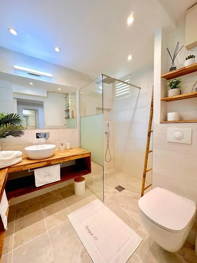 Curacao 13 Studio Vue Mer Proche Plage Dans Complexe Type Village Vacances Sainte-Luce Appartement